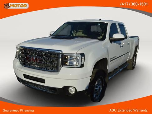 Used 2013 GMC Sierra 2500 Denali AWD/4WD image 1