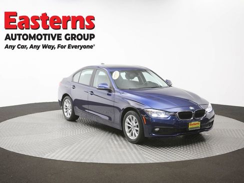 Used 2017 BMW 320i xDrive Sedan AWD/4WD image 51