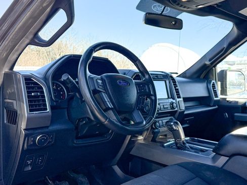 Used 2017 Ford F150 XLT w/ Equipment Group 302A Luxury image 15