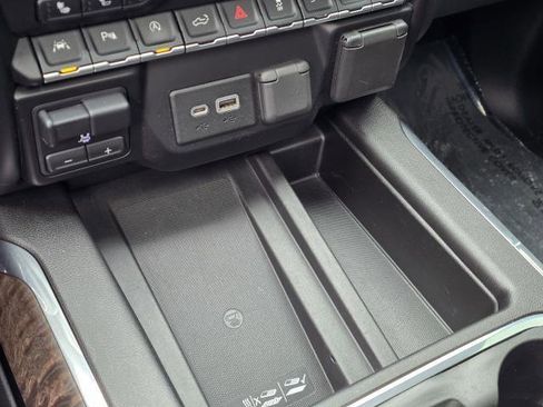 Used 2019 GMC Sierra 1500 Denali w/ Denali Ultimate Package image 29