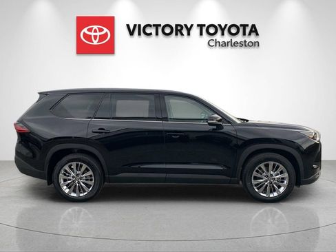 New 2026 Toyota Grand Highlander Platinum image 6