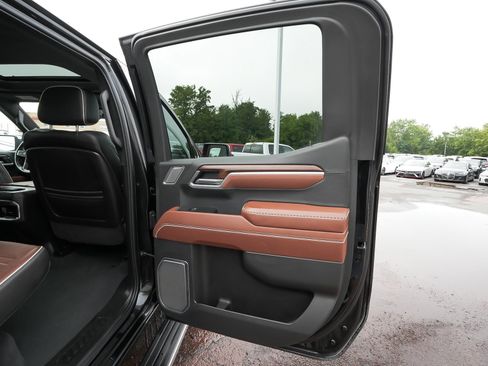 Used 2025 GMC Sierra 1500 Denali Ultimate AWD/4WD image 15
