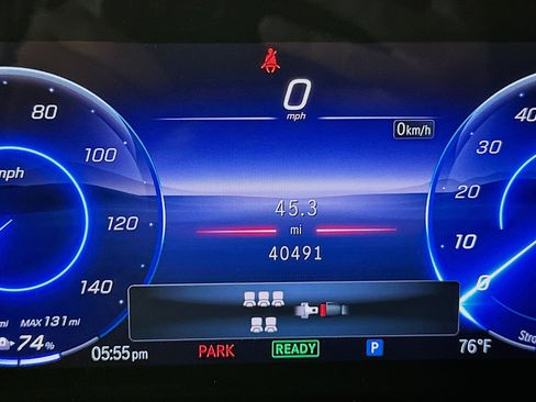 Used 2024 Mercedes-Benz EQB 250+ image 19