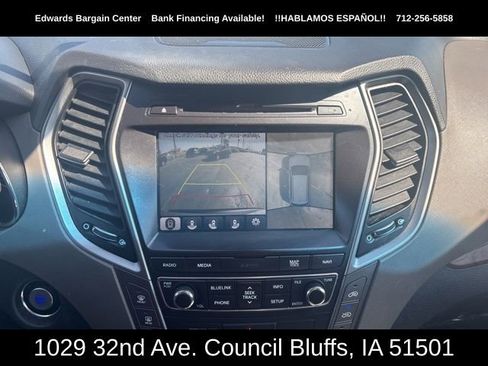 Used 2017 Hyundai Santa Fe SE image 24