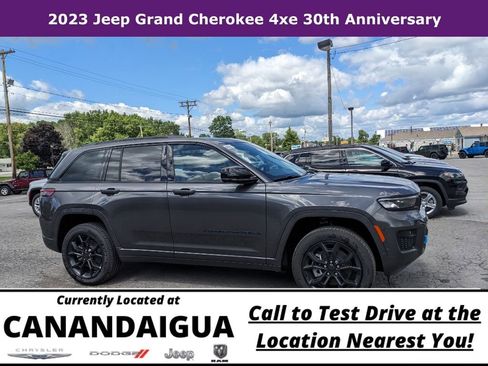 New 2023 Jeep Grand Cherokee 30th Anniversary AWD/4WD image 2