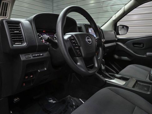 Used 2023 Nissan Frontier S AWD/4WD image 12
