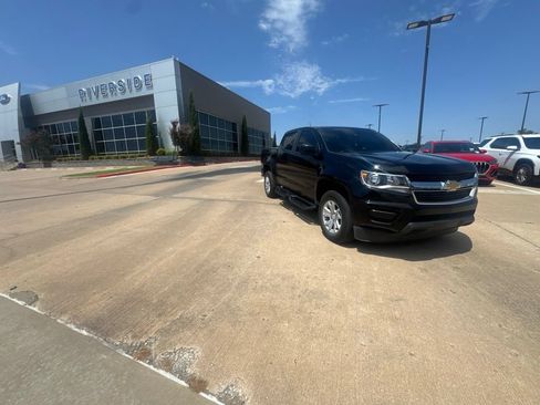 Used 2018 Chevrolet Colorado LT RWD image 1