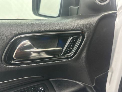 Used 2024 Dodge Durango GT image 12