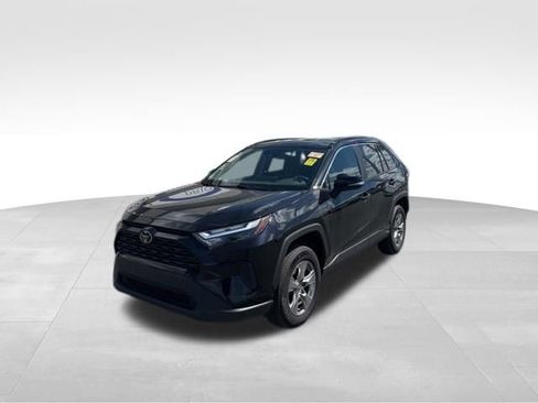Used 2024 Toyota RAV4 XLE w/ Weather Package AWD/4WD image 4