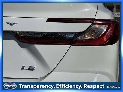 Used 2025 Toyota Camry LE image 12