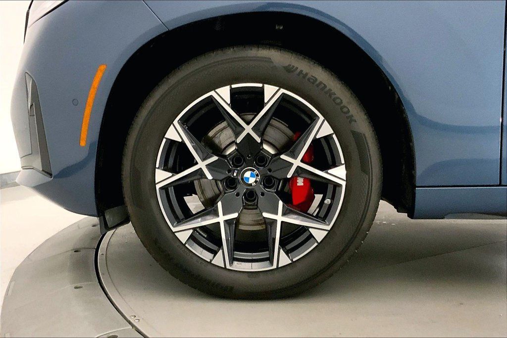 Certified 2025 BMW X3 xDrive30i w/ Premium Package AWD/4WD image 8