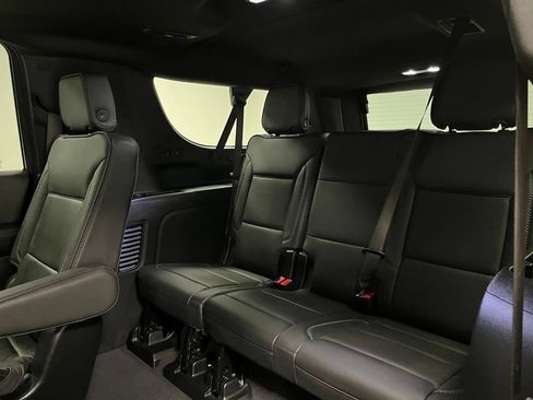 Used 2026 GMC Yukon XL Denali w/ Sun & Power Step Package AWD/4WD image 49