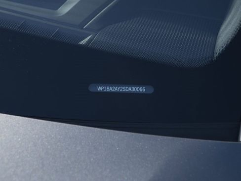 Certified 2025 Porsche Cayenne image 31