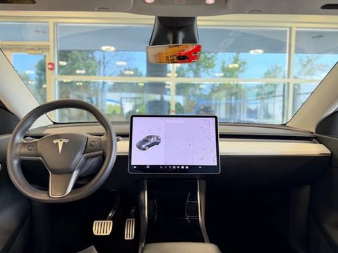 Used 2021 Tesla Model Y Performance AWD/4WD image 37