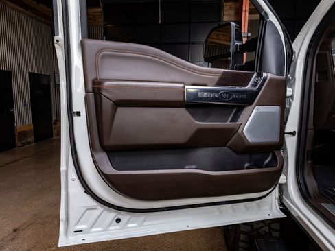 Used 2024 Ford F350 King Ranch image 36