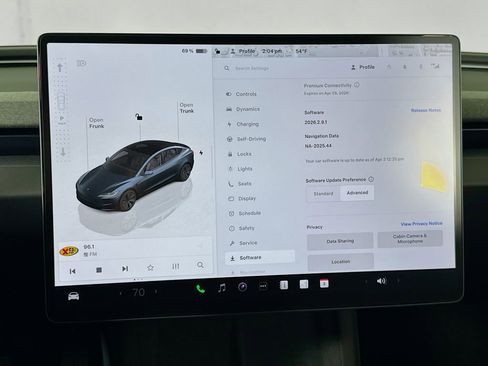 Used 2025 Tesla Model 3 Long Range AWD/4WD image 52