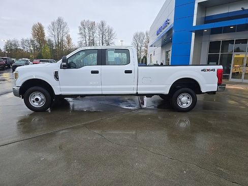 Used 2018 Ford F350 XL w/ Power Equipment Group image 2