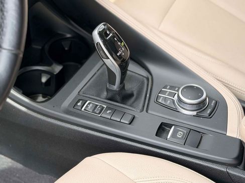 Used 2021 BMW X1 sDrive28i w/ Premium Package FWD image 13