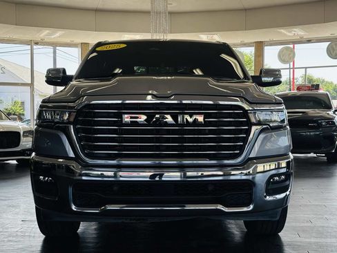 Used 2025 RAM 1500 Laramie AWD/4WD image 21