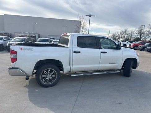 Used 2016 Toyota Tundra SR5 image 3