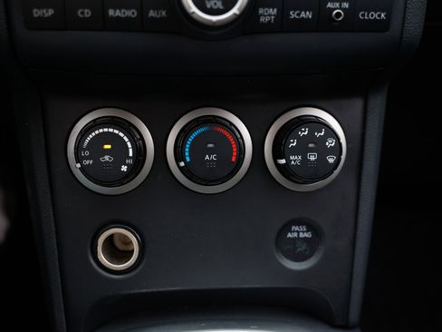 Used 2010 Nissan Rogue SL w/ Premium Pkg image 29