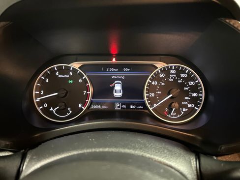 Used 2025 Nissan Sentra SV FWD image 14