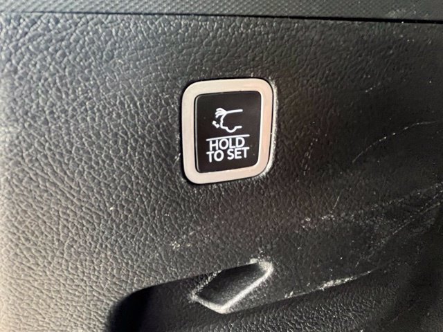 Used 2023 Jeep Wagoneer L Series III w/ Preferred Equipment Group AWD/4WD image 45