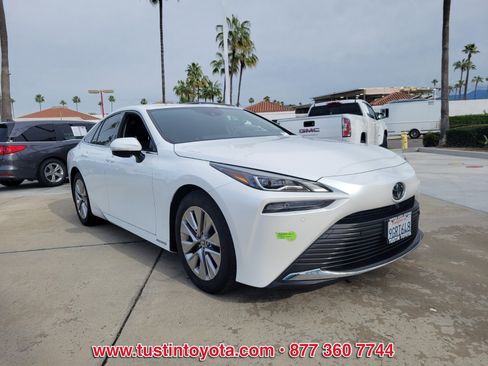 Certified 2023 Toyota Mirai XLE image 2