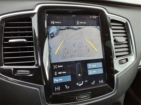 Used 2018 Volvo XC90 T6 Momentum w/ Convenience Package image 21