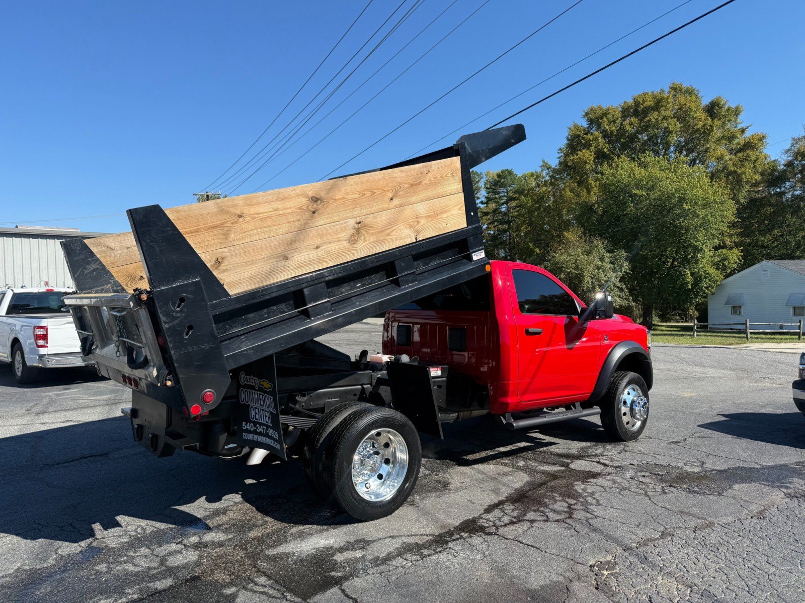 Used 2023 RAM 5500 Tradesman AWD/4WD image 3