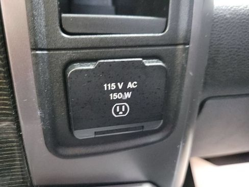Used 2016 RAM 1500 Limited RWD image 44