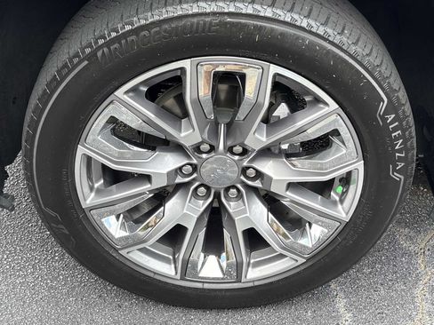 Used 2024 GMC Sierra 1500 Denali w/ Denali Reserve Package RWD image 30