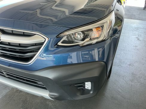 Used 2022 Subaru Outback Touring AWD/4WD image 30