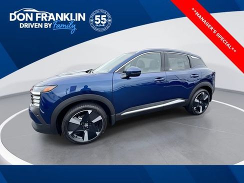 New 2025 Nissan Kicks SR w/ SR Premium Package AWD/4WD image 1