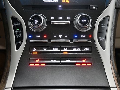 Used 2019 Lincoln Nautilus Select AWD/4WD image 22