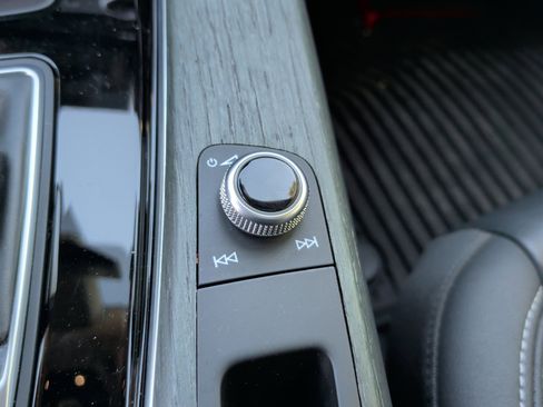 Certified 2022 Audi A4 2.0T Premium Plus w/ Premium Plus Package image 37