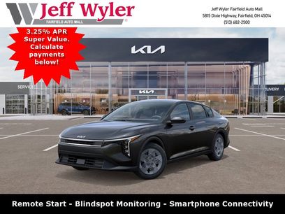 New 2025 Kia K4 LX