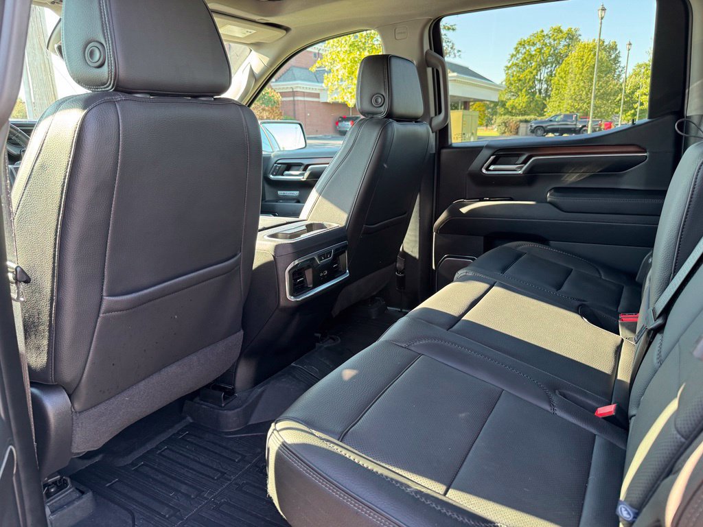 Used 2024 GMC Sierra 1500 Denali w/ Technology Package AWD/4WD image 14