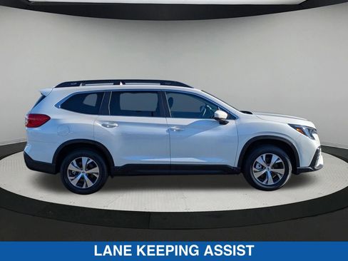 Certified 2025 Subaru Ascent Premium image 2