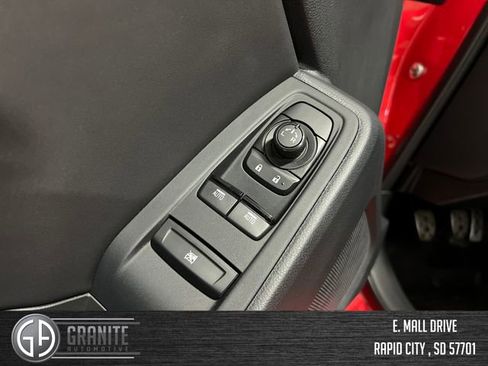 Used 2025 Toyota GR86 Premium w/ ALL Weather Mat Package (TMS) RWD image 12