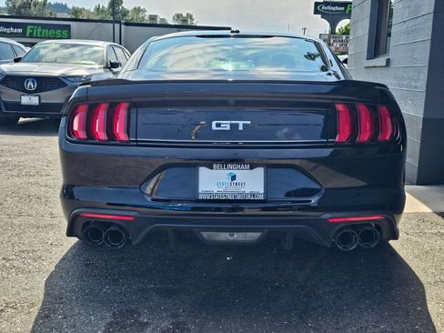 Used 2019 Ford Mustang GT Premium w/ Equipment Group 401A RWD image 4