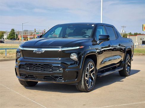 New 2024 Chevrolet Silverado EV RST image 2