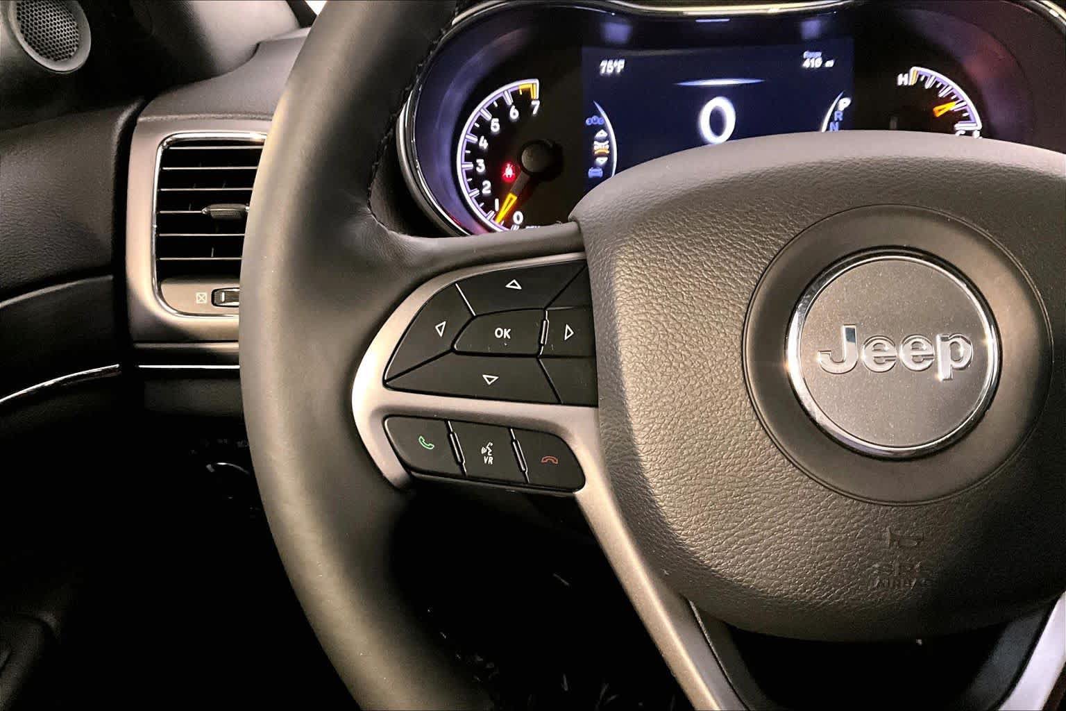Used 2019 Jeep Grand Cherokee Limited w/ Luxury Group II AWD/4WD image 24