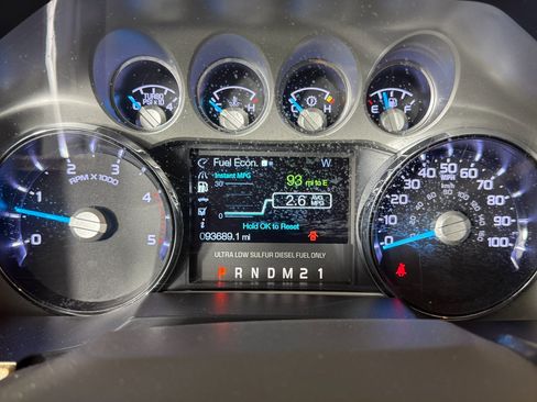 Used 2015 Ford F250 Lariat w/ Chrome Package image 18