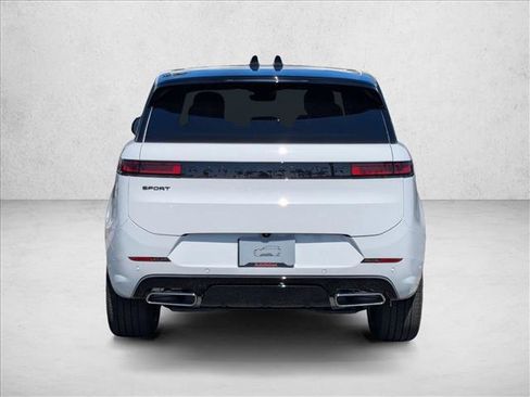 New 2026 Land Rover Range Rover Sport Dynamic SE AWD/4WD image 8