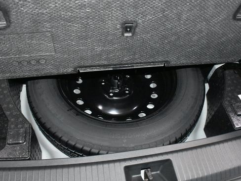 New 2026 Volkswagen Tiguan SE R-Line AWD/4WD image 25