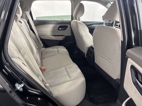 Used 2024 Nissan Rogue SV FWD image 29
