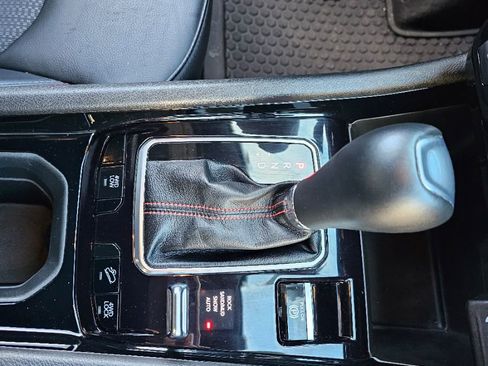 Used 2025 Jeep Compass Trailhawk image 14