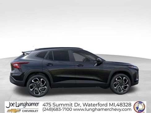 New 2026 Chevrolet Trax RS image 5