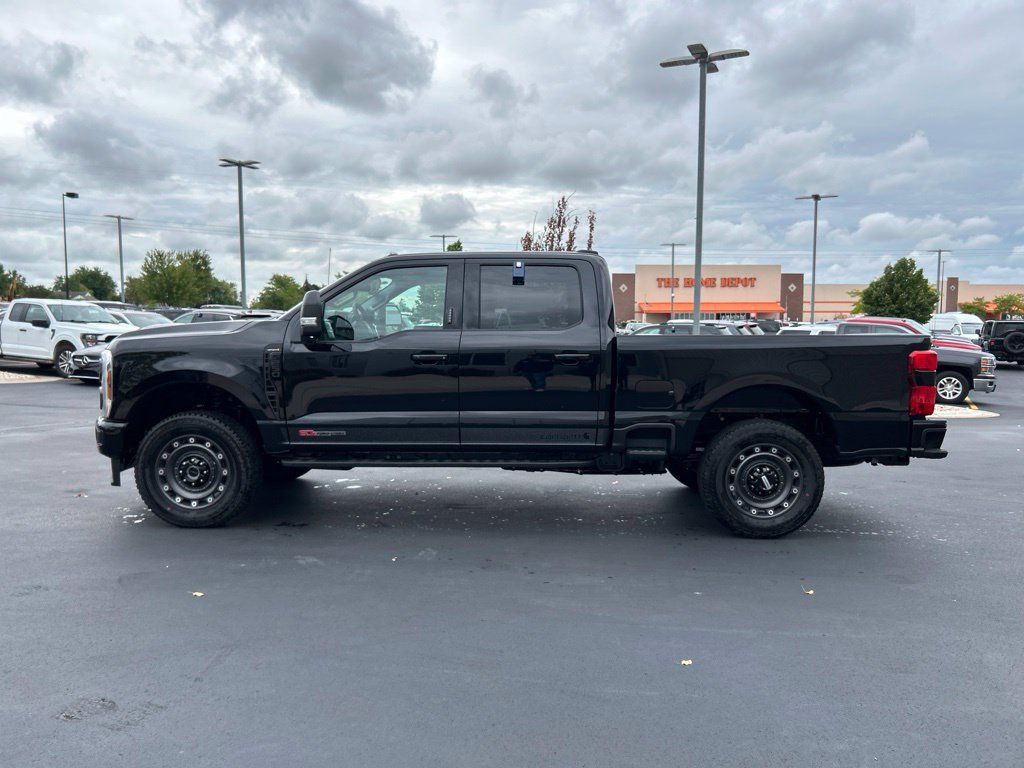 New 2027 Ford F250 XLT w/ XLT Premium Package AWD/4WD image 9
